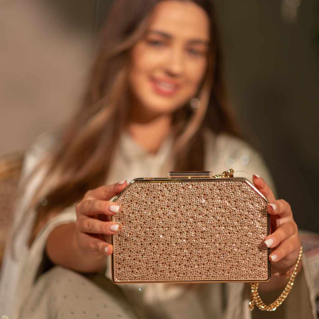 Stylish Bags For Women Find Your Perfect Match With FYOR Fyor UAE stylish-bags-for-women-find-your-perfect-match-with-fyor-fyor-uae